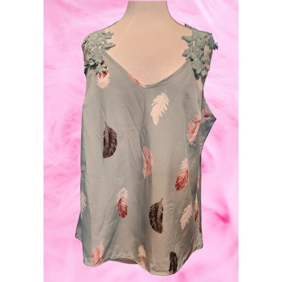 SHEIN Feather Print Tank Top - Size 1X - Picture 1 of 6